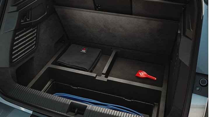Nové Mitsubishi Eclipse Cross BEV: Organizér zavazadlového prostoru